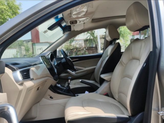 View MG Hector Image 16 Used MG Hector Image 16