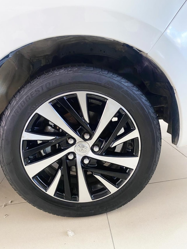 View Toyota Innova Crysta Image 6 Used Toyota Innova Crysta Image 6