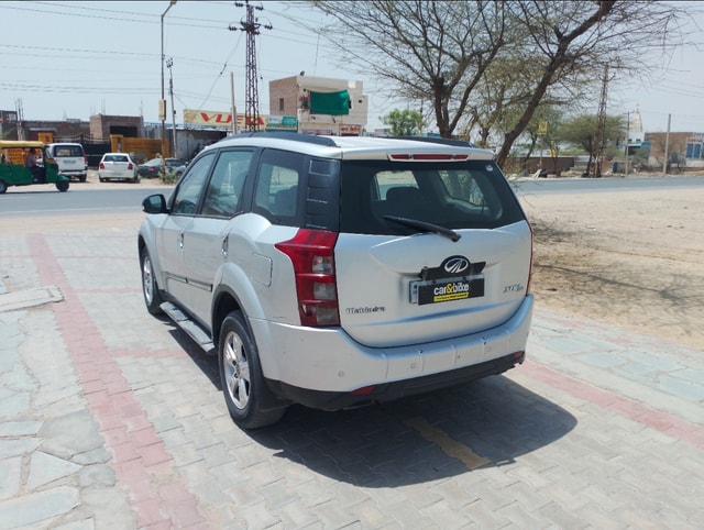 View Mahindra XUV500 Image 6 Used Mahindra XUV500 Image 6