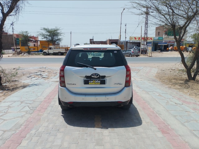 View Mahindra XUV500 Image 3 Used Mahindra XUV500 Image 3