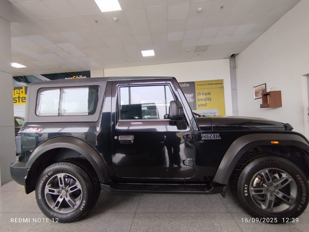 View 2023 Mahindra Thar LX RWD Automatic 4 Seater Hard Top Image 5 Used 2023 Mahindra Thar LX RWD Automatic 4 Seater Hard Top Image 5