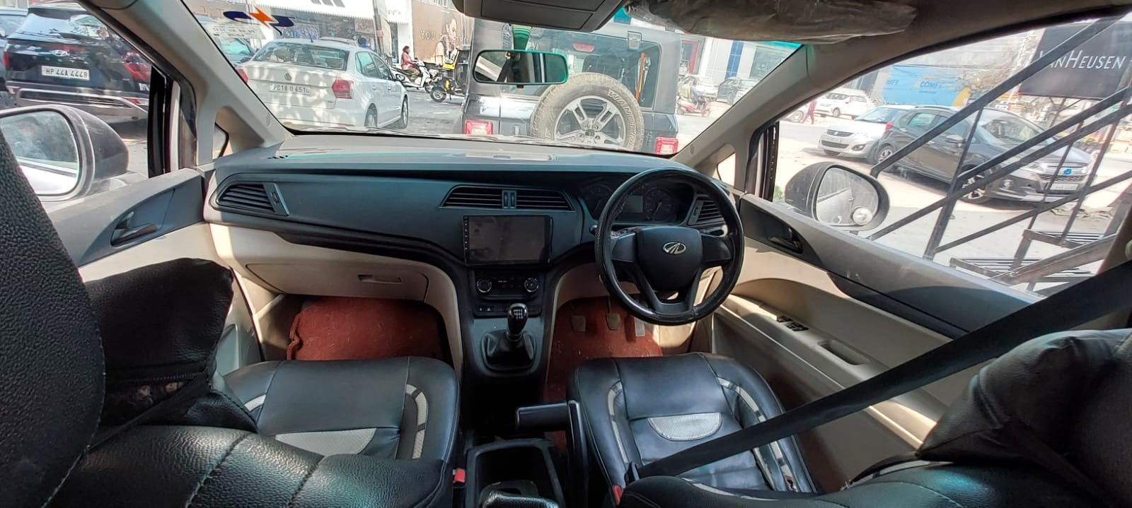 Used 2018 Mahindra Marazzo Used 2018 Mahindra Marazzo