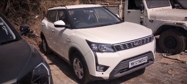 View Mahindra XUV300 Image 3 Used Mahindra XUV300 Image 3