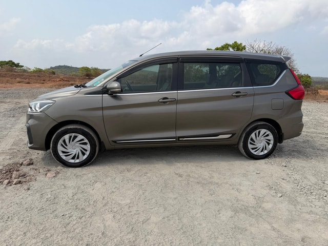 View Maruti Suzuki Ertiga Image 4 Used Maruti Suzuki Ertiga Image 4