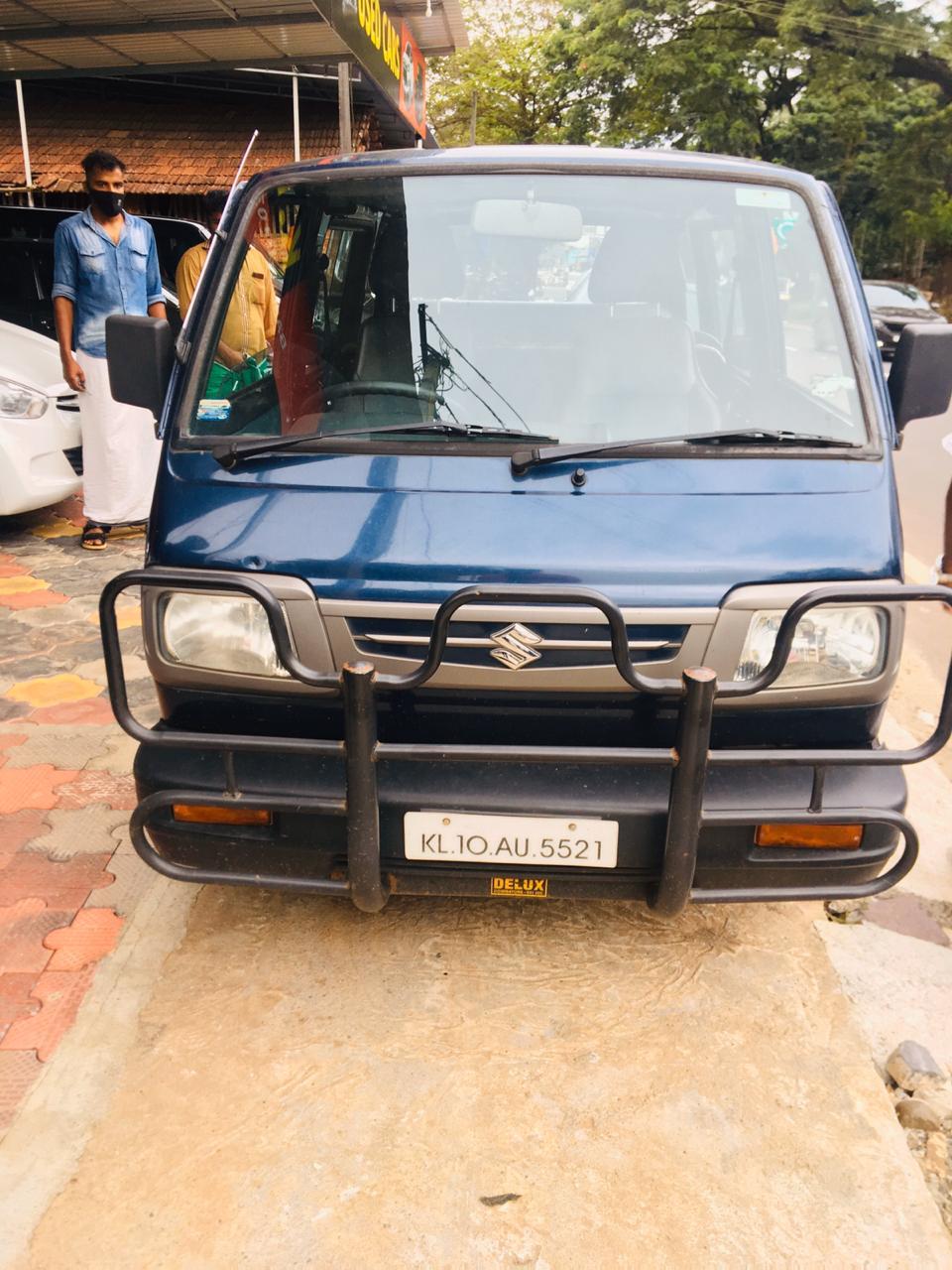 2015 मारुति सुजुकी ओमनी 8-Seater 2015 मारुति सुजुकी ओमनी 8-Seater