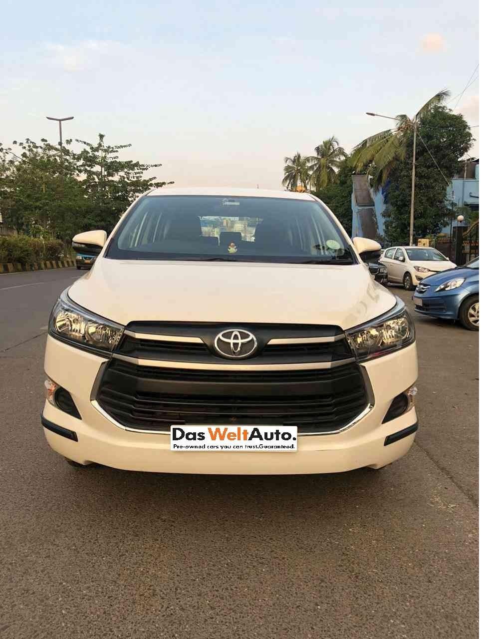 2018 टोयोटा इनोवा क्रिस्टा 2.4 G MT 7-Seater BS IV 2018 टोयोटा इनोवा क्रिस्टा 2.4 G MT 7-Seater BS IV