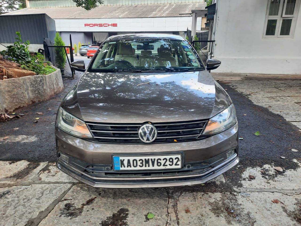 2015 फॉक्सवैगन जेट्टा 1.4 Comfortline 2015 फॉक्सवैगन जेट्टा 1.4 Comfortline