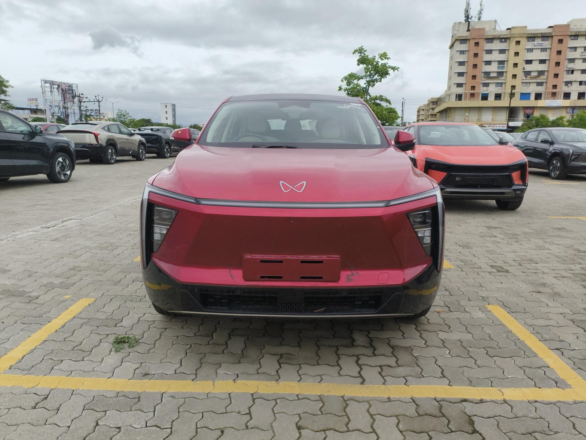 2024 महिंद्रा एक्सईवी 9ई Pack Three 79 kWh NCH 2024 महिंद्रा एक्सईवी 9ई Pack Three 79 kWh NCH