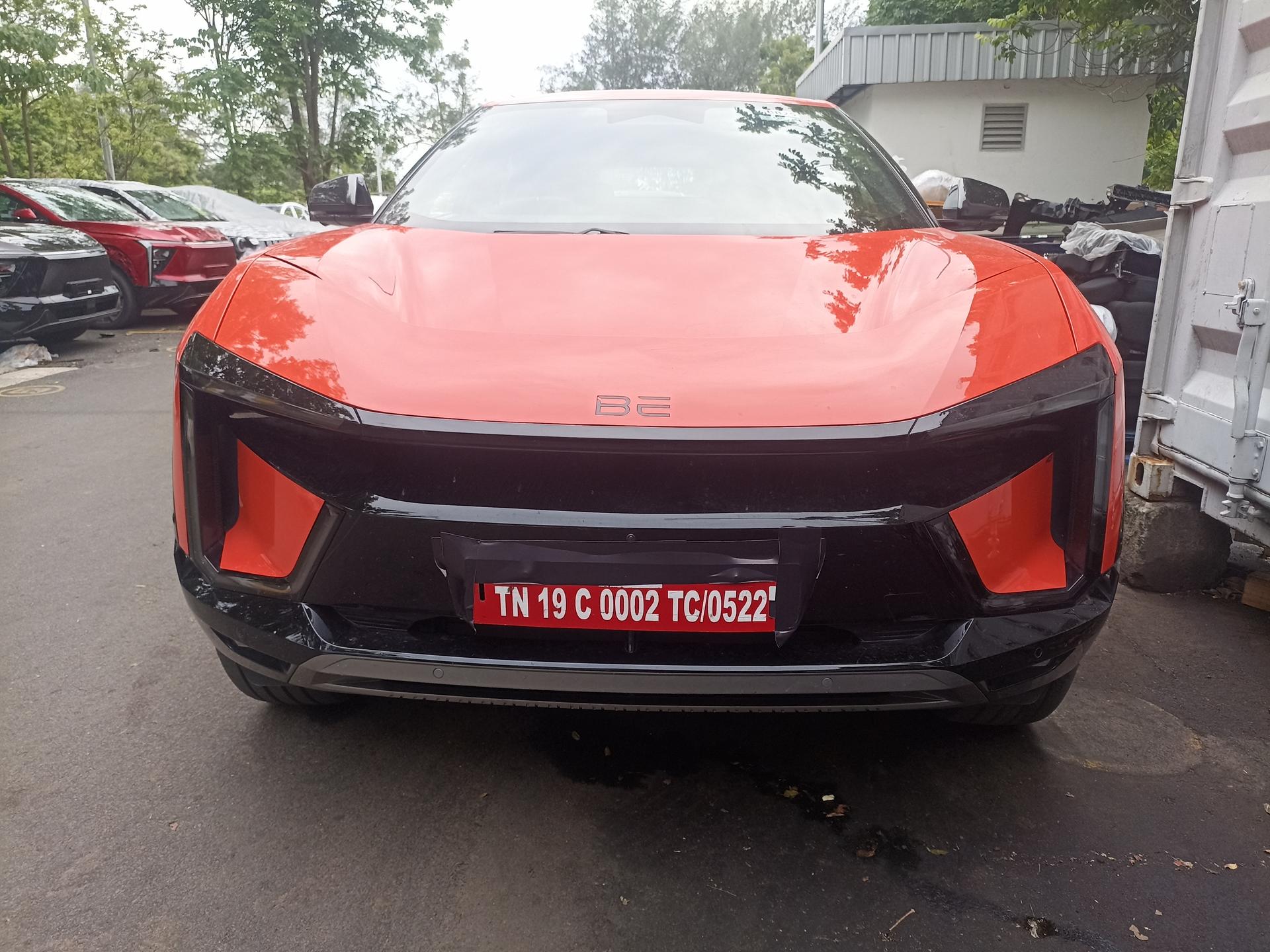 2024 महिंद्रा बी 6इ Pack Three 79 kWh NCH R19 2024 महिंद्रा बी 6इ Pack Three 79 kWh NCH R19