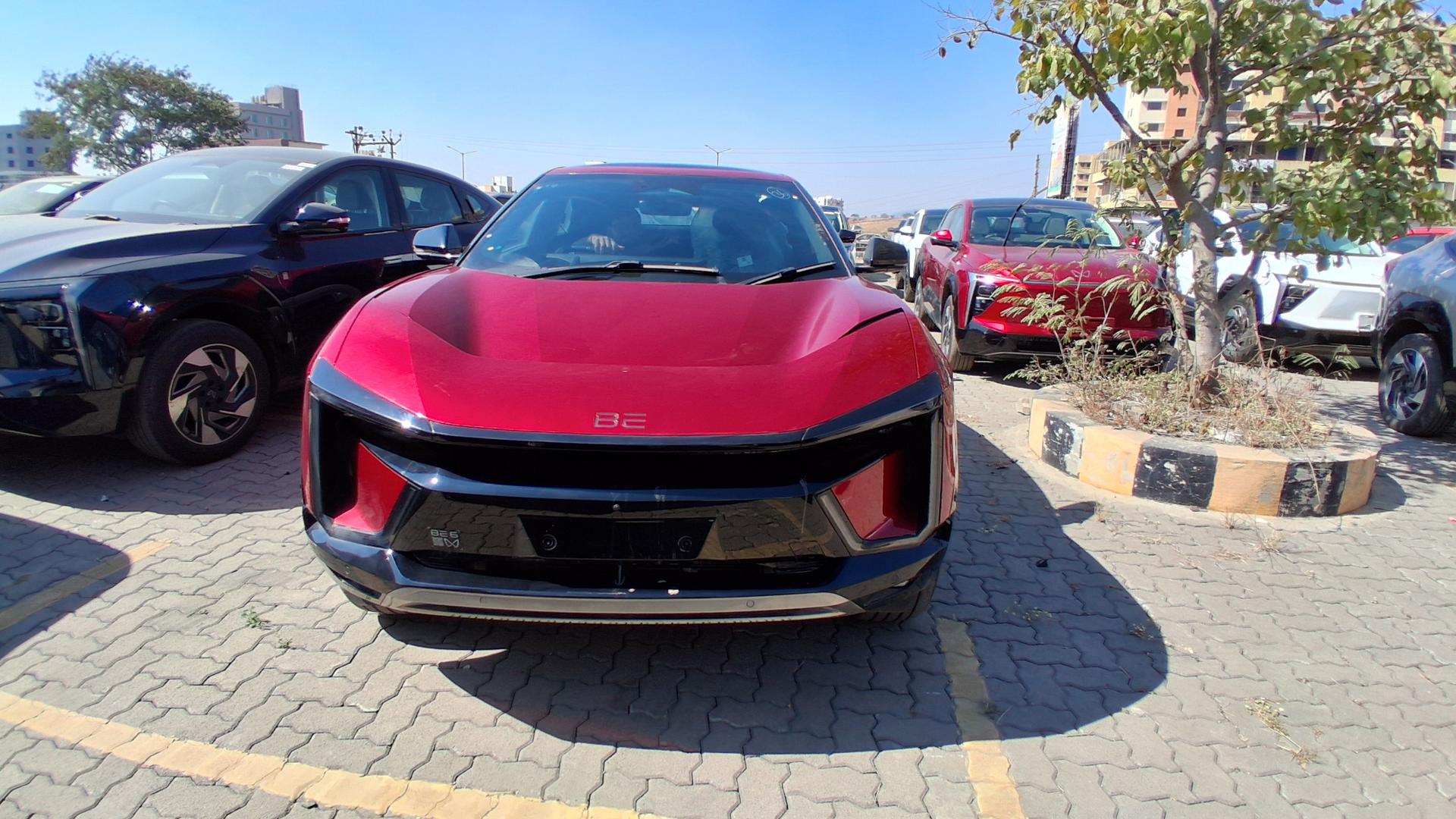 2025 महिंद्रा बी 6इ Pack Three 79 kWh NCH 2025 महिंद्रा बी 6इ Pack Three 79 kWh NCH